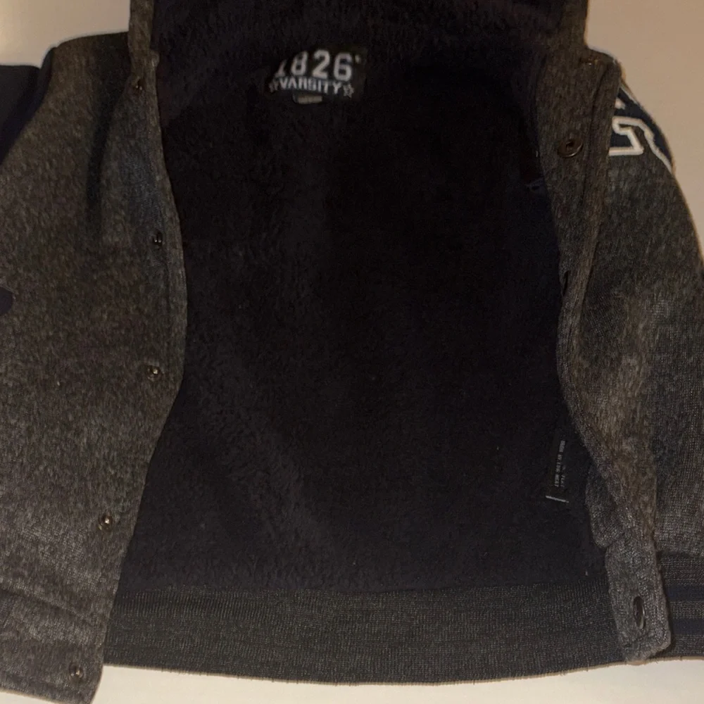 Varsity Hoodie Jacket Gray Navy Boys Size 5